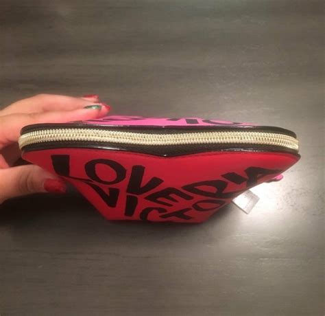 Nwt Victoria S Secret Pink And Red Love Victoria Beauty Bag Cosmetic