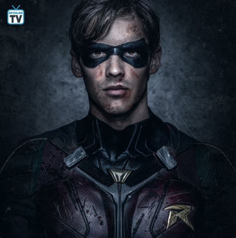 First Look At Brenton Thwaites As Dick Grayson Robin Titans 2018