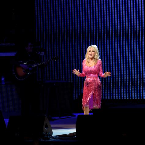 in concert dolly parton at wolf trap the washington post