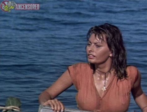 Sophia Loren Nua Em A Lenda Da Estátua Nua