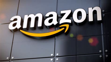 amazon   ecommerce market crushes competitors   share   dazeinfo