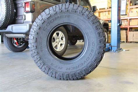 cooper discoverer  xlt tire review