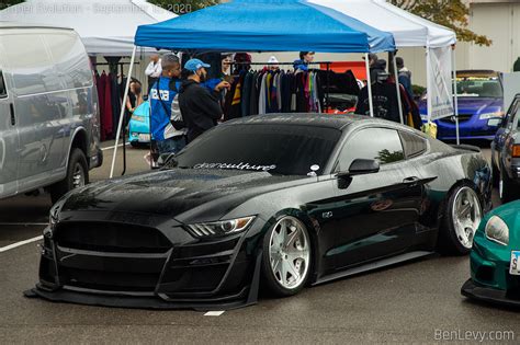 bagged  ford mustang benlevycom
