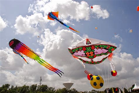 holy travel myfest  world kite festival pasir gudang
