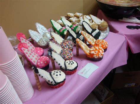 high heel shoe cupcakes