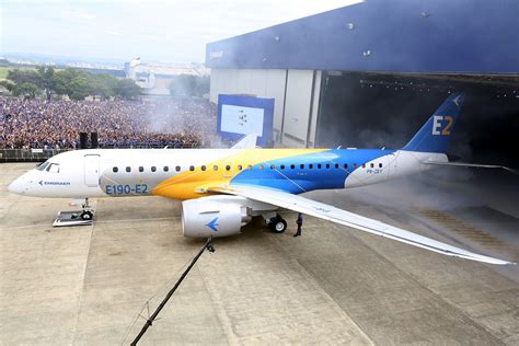 embraer unveils  generation   aircraft bangalore aviation