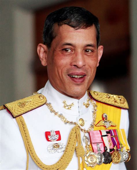 losbandige nieuwe koning  ongeliefd bij de thaise bevolking nrc