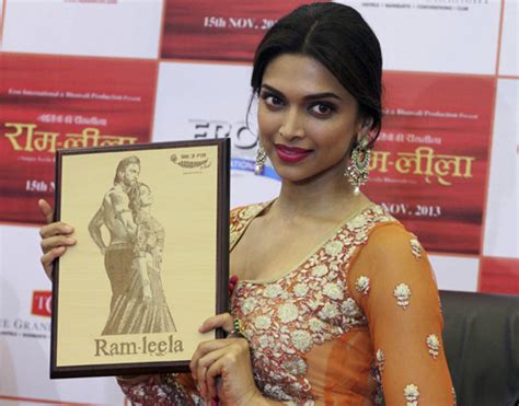 Deepika Padukone Launched Ram Leela Portrait In Ahmedabad