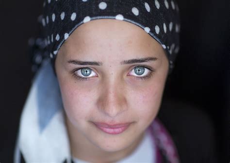 kurdistan eyes eric lafforgue photography faces syrian refugees