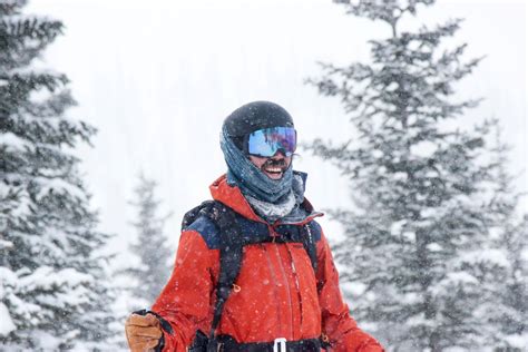 warmest ski clothing  long ski days powder lift  blog