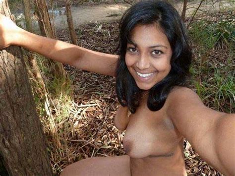 nude indian girl ko chudai ki full masti chad gai he bada loda ki zaroorat