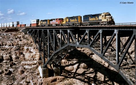 railroad bridges  train trestles