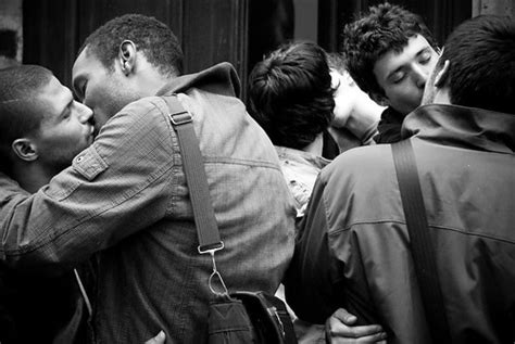 kiss in — gay kiss action ———— you should follow me on twi… flickr