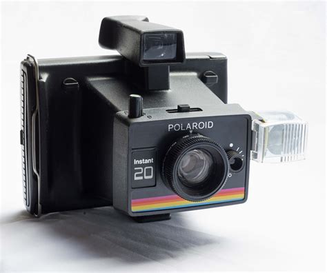 types  polaroid cameras