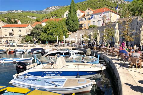 tips  visiting  charming town  bol croatia  brac island