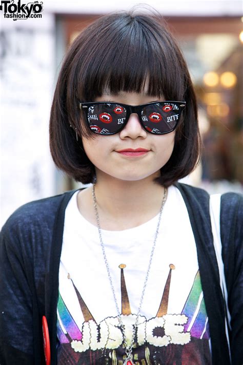 japanese girls w fun sunglasses in harajuku