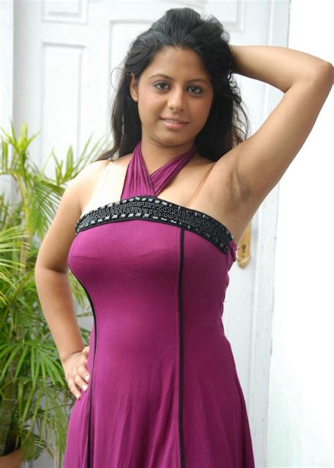 hot actress sunakshi real navel shows  movies pictureswallpapers  images