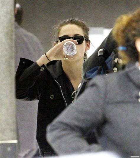 kristen stewart arrives at lax airport in los angeles california