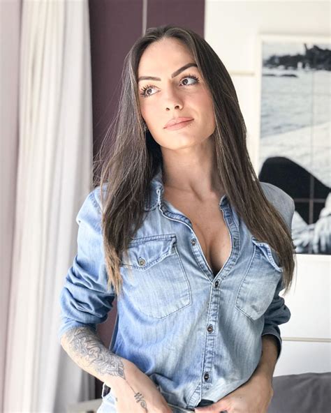 victoria carioni most famous transgender woman instagram