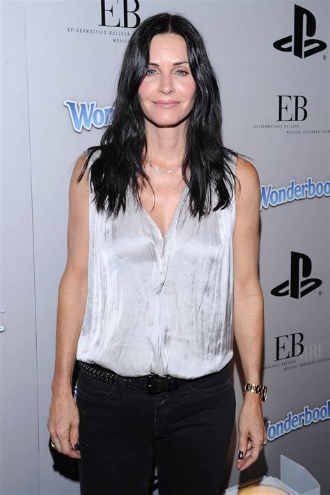 courteney cox pictures in an infinite scroll 93 pictures