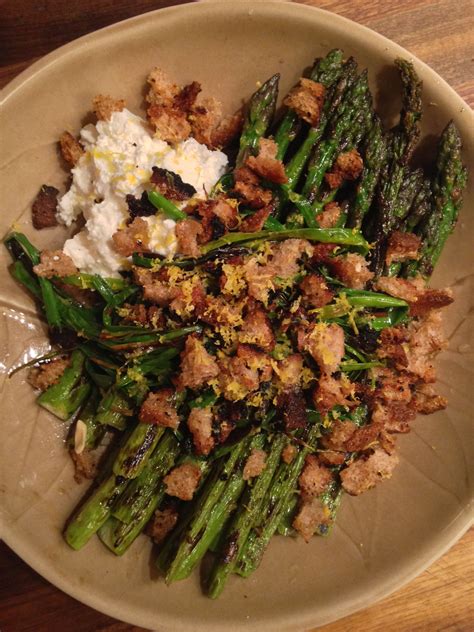 eat this grilled asparagus and chives with fresh ricotta
