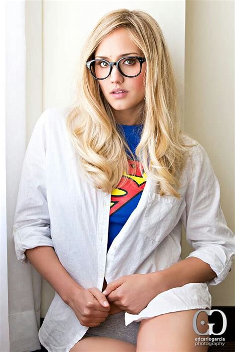 supergirl pfbeautybuzz hollywood celebrities celebs nerdy girl geek