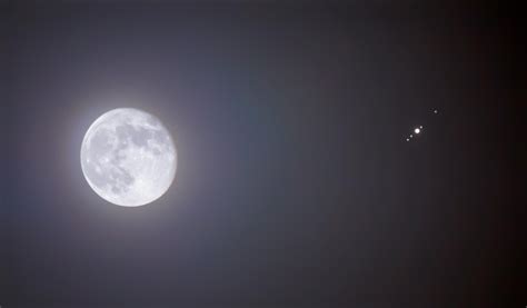 moon jupiter     moontook   couple  days