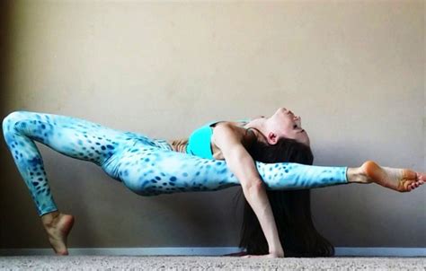 8 Yoga Poses To Open Your Hips By Jennifer Duguay Musely