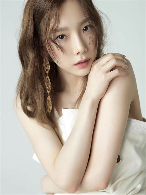 Update Girls Generation S Taeyeon Drops Striking Teaser For