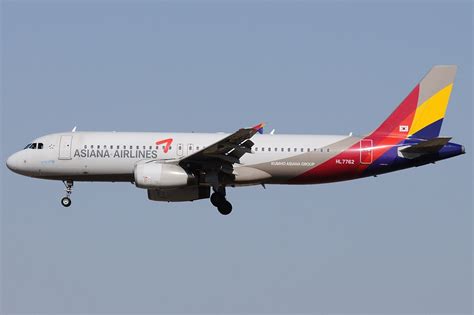 fileairbus   asiana airlines anjpg wikimedia commons