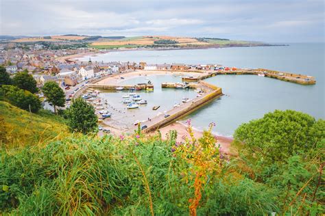 stonehaven visitor guide attractions accommodation