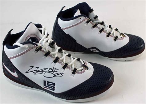 lot detail lebron james signed game worn  nike zoom shoes  rare king james signature