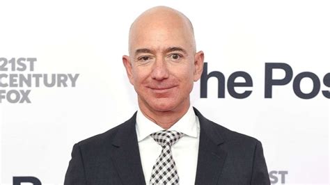 jeff bezos accuses the national enquirer ami ceo of