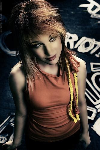 Naked Hayley Williams In Misery Business