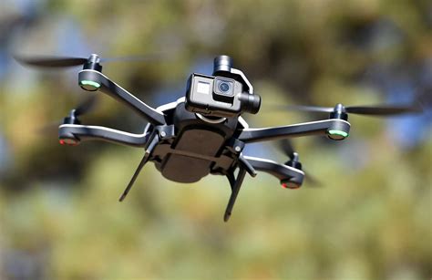 gopro aposta em drone  fugir de mercado saturado de cameras servico bloomberg professional