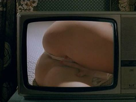Naked Jessica Moore In Undici Giorni Undici Notti