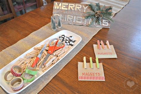 easy christmas crafts night washi tape clothespin magnets