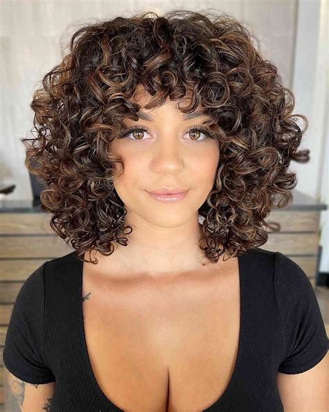 Share More Than 81 Chubby Face Short Curly Hairstyles Latest In Eteachers