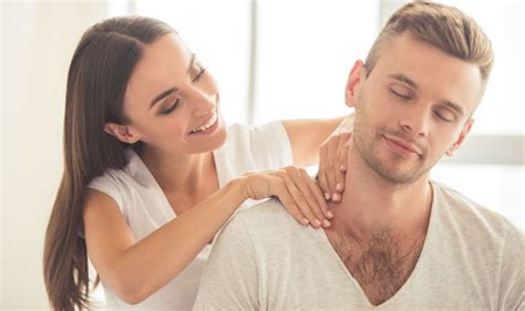give your partner massages for an improved relationship says survey