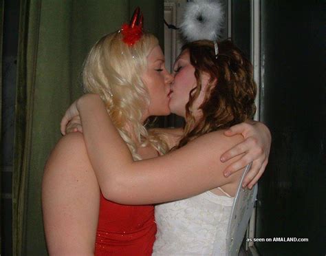 amature lesbians kissing in piblic amateur xxx videos