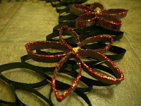 inexpensive christmas craft toilet paper roll wreath cost