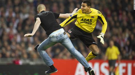 Alkmaar Player Fights Off Ajax Fan Attack Cnn