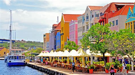 tourism  booming  curacao whats cooking  curacao