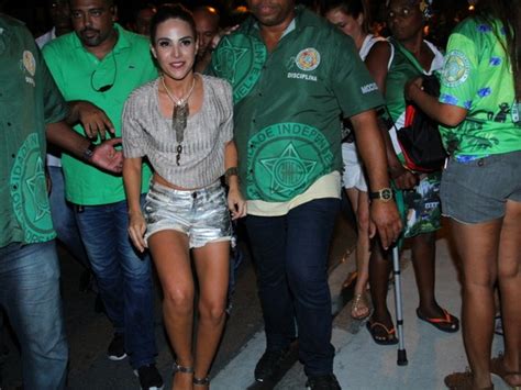 ego wanessa camargo usa shortinho para ensaio da mocidade notícias de carnaval 2017