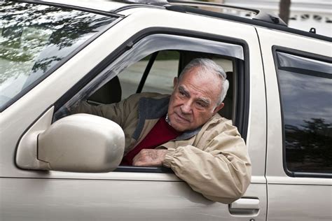 niet welkom bij een autoverzekering door je leeftijd consumentenbond