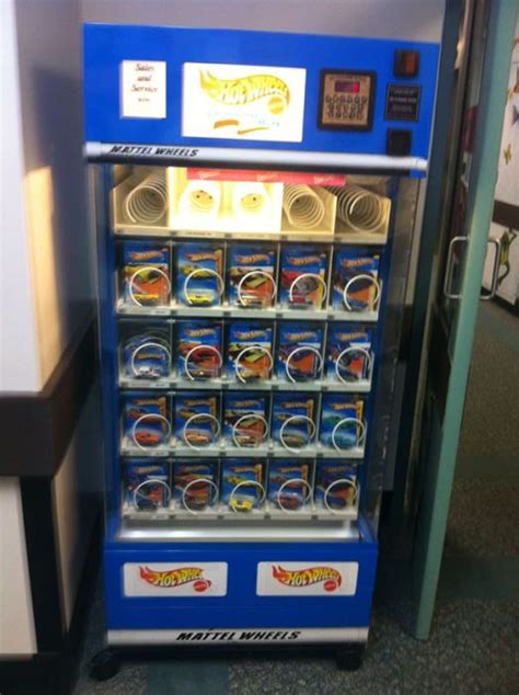 unusual vending machines 30 pics