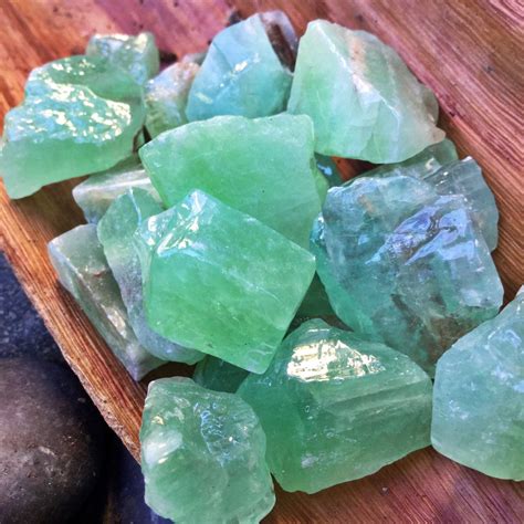 raw green calcite crystal grade  natural rough crystal stones