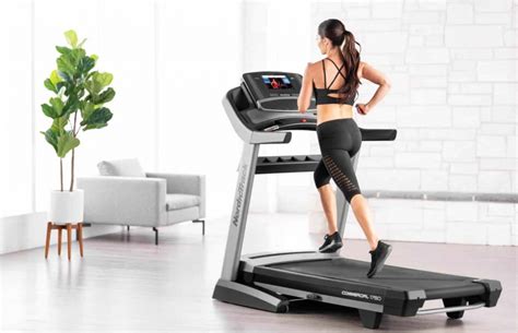 [top 10] Best Treadmills With Tv Screen And Internet Reviews In 2021