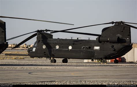 aircraft photo     boeing mh  chinook  usa army airhistorynet