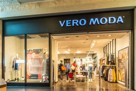 vero moda trendy en eigentijdse dameskledij   kortrijk